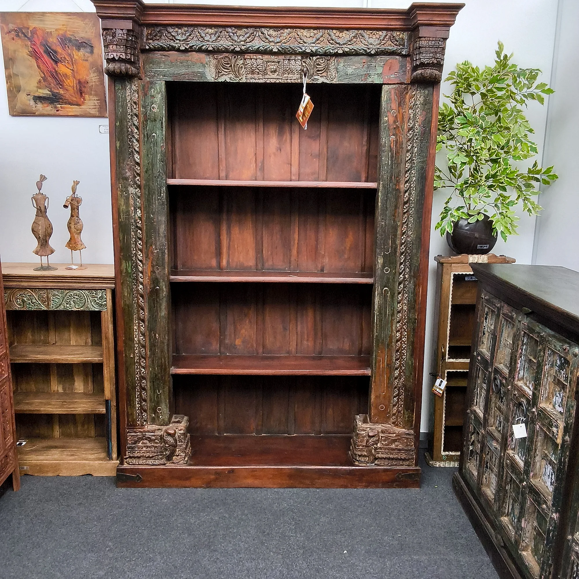 Bücherregal