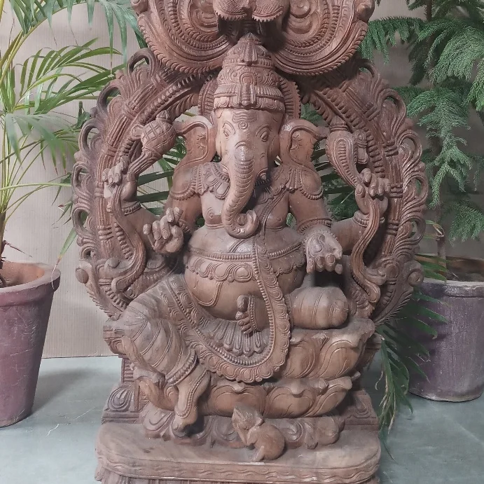 Ganesha Statue Holz