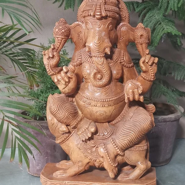 Ganesha Statue Holz