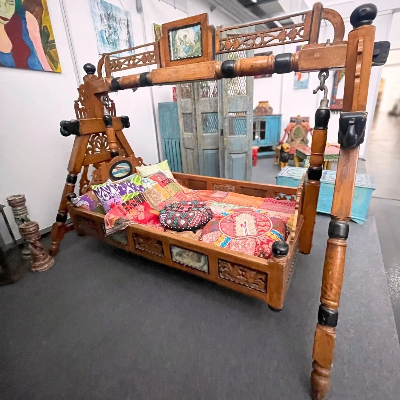 Kinderbett  -  Schaukelbett