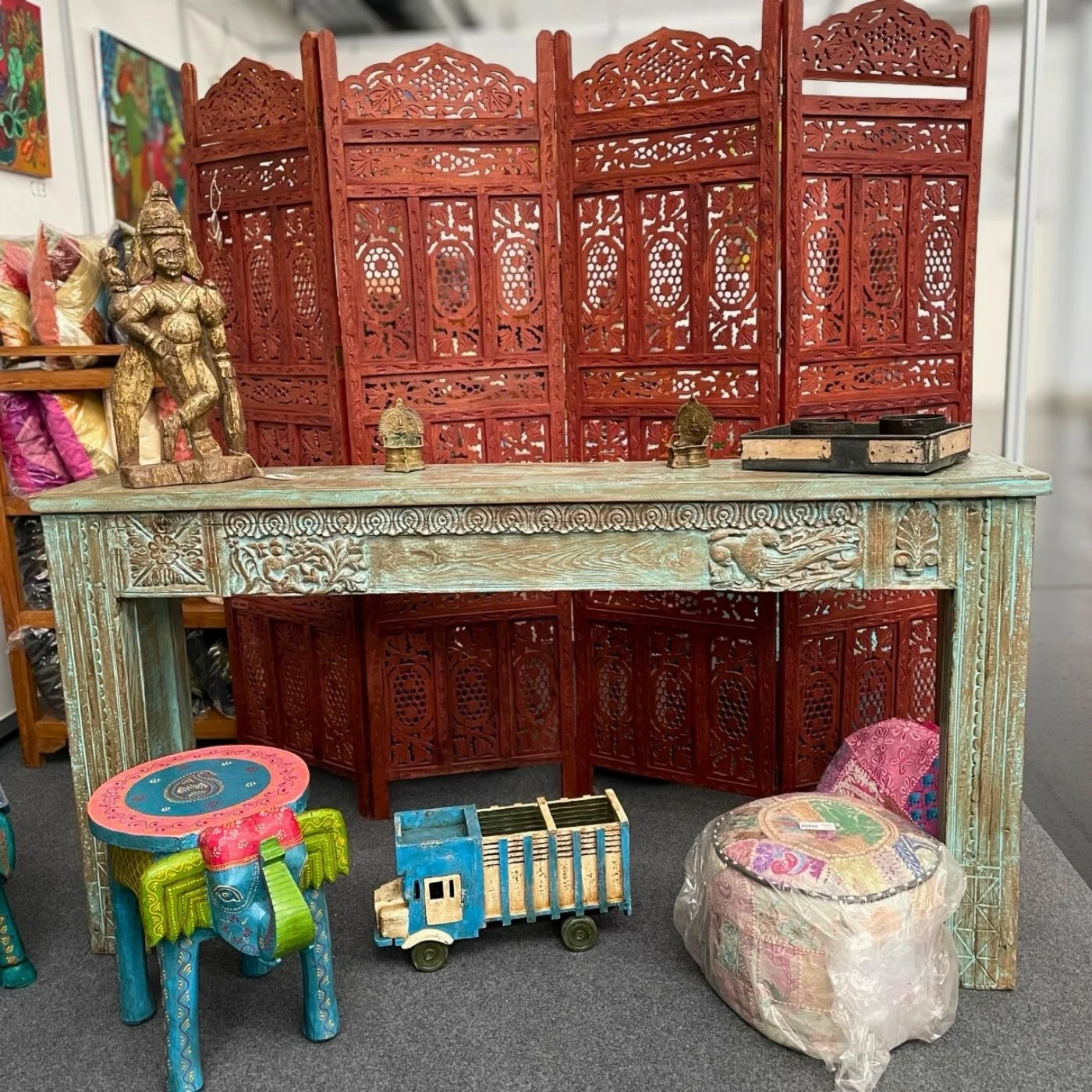 Konsolentisch in Blau