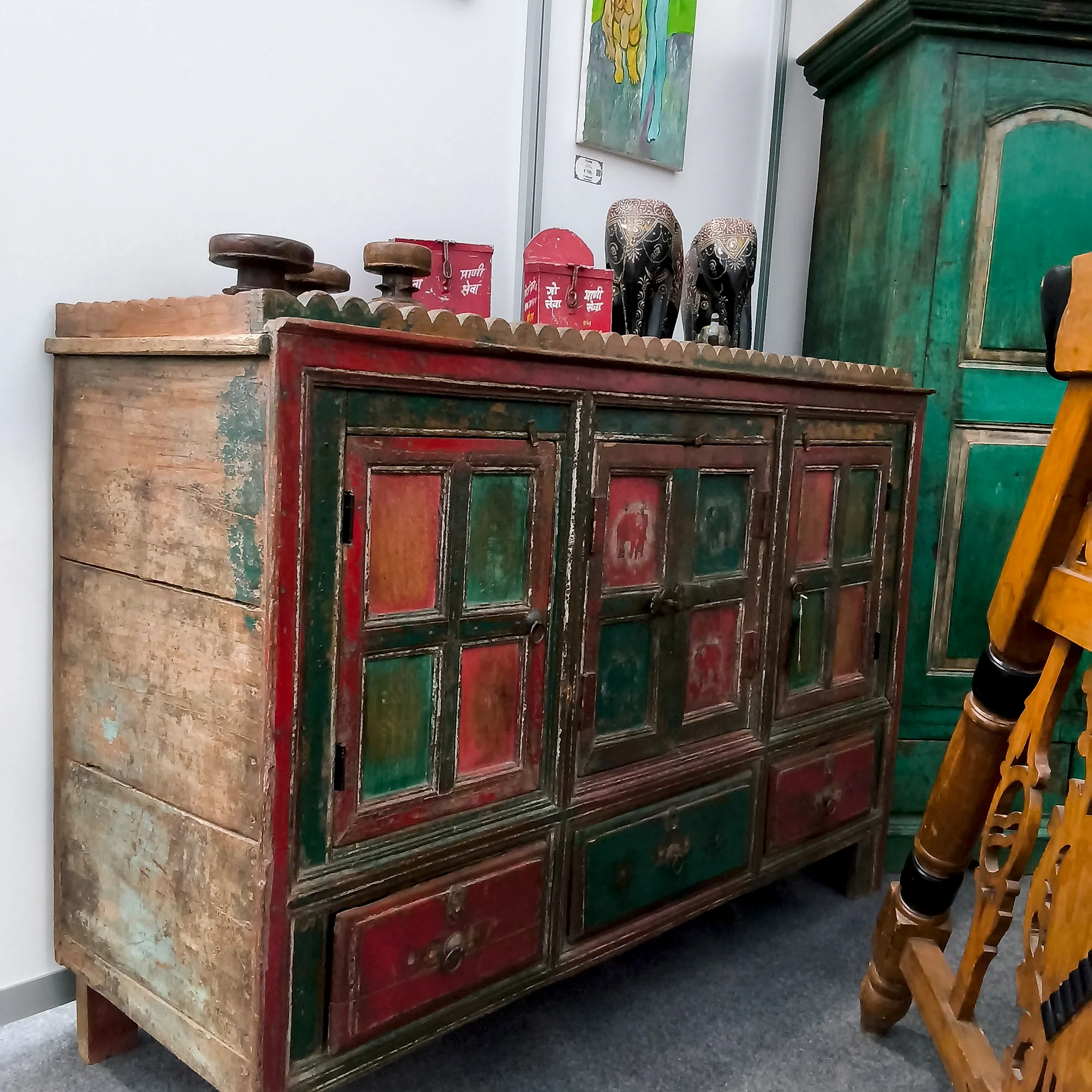 Sideboard rot,grün