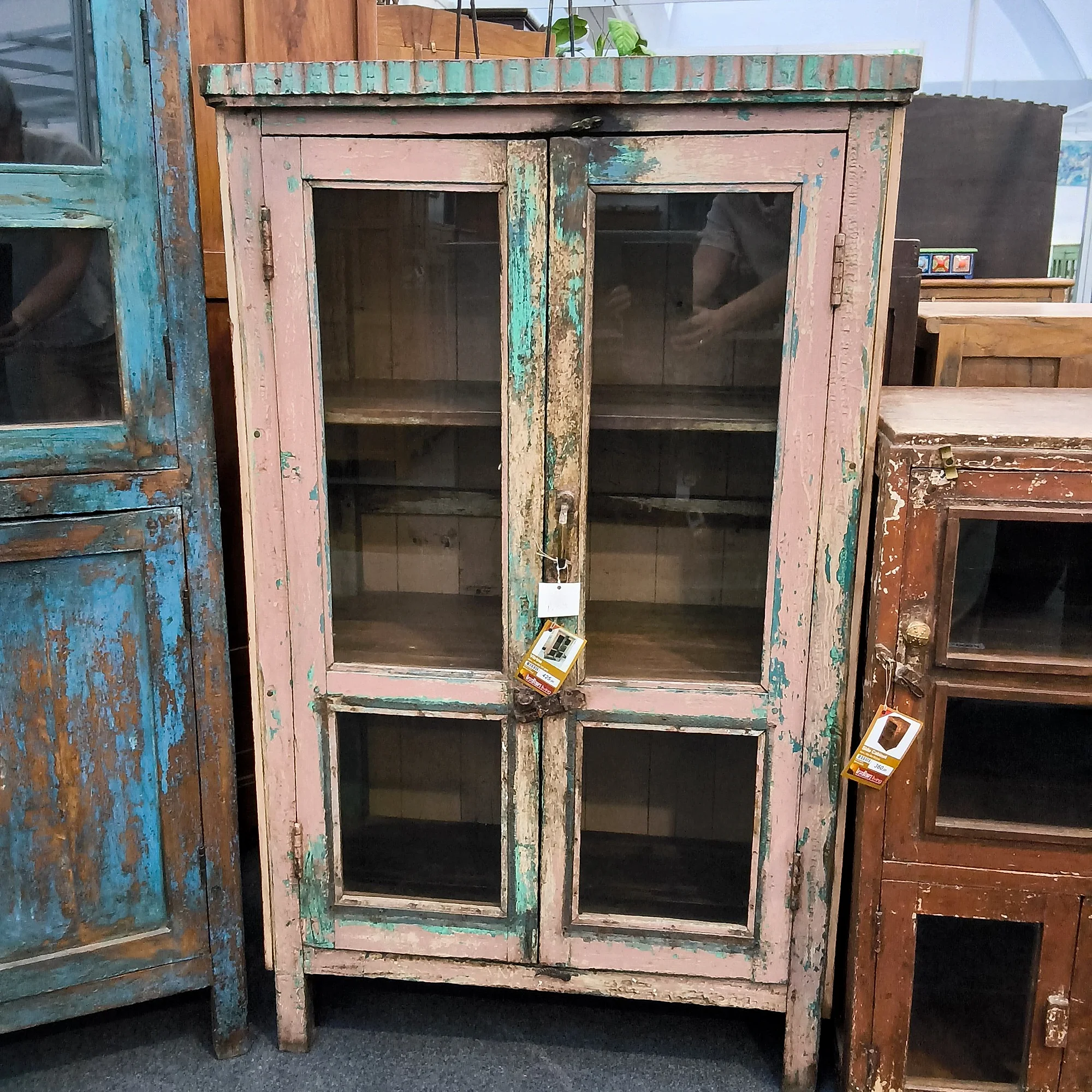 Vitrine Holz