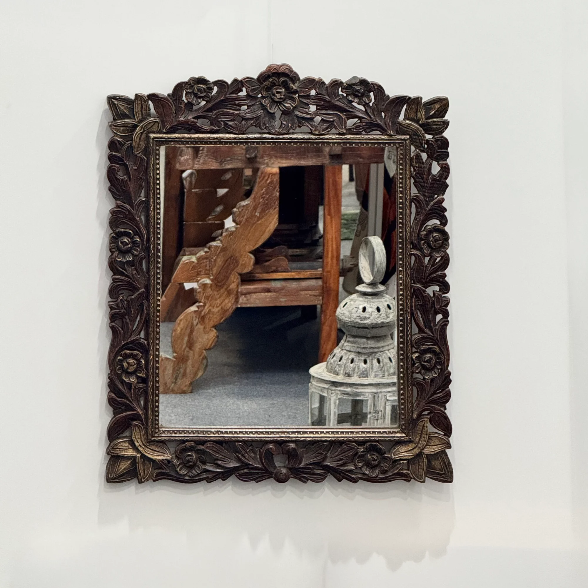 Spiegel Altholz Ornament