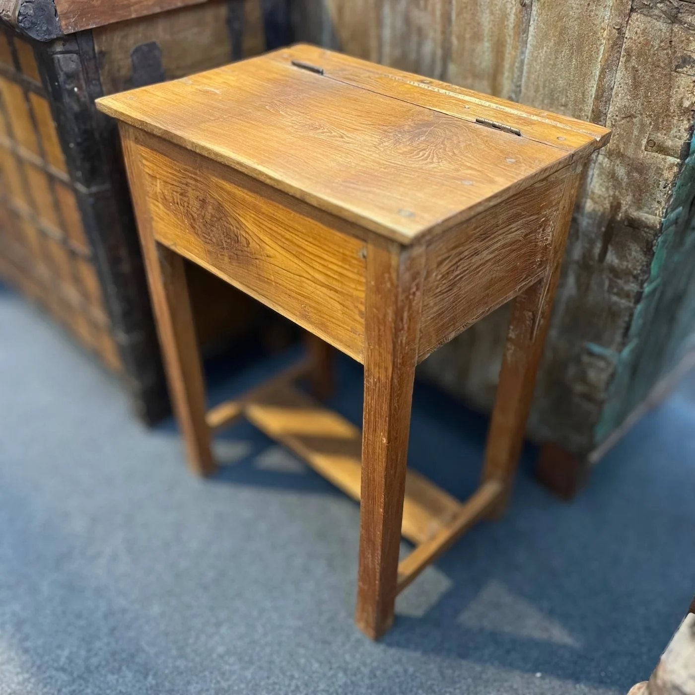 Beistelltisch  - aufklappbar mit Innenfach