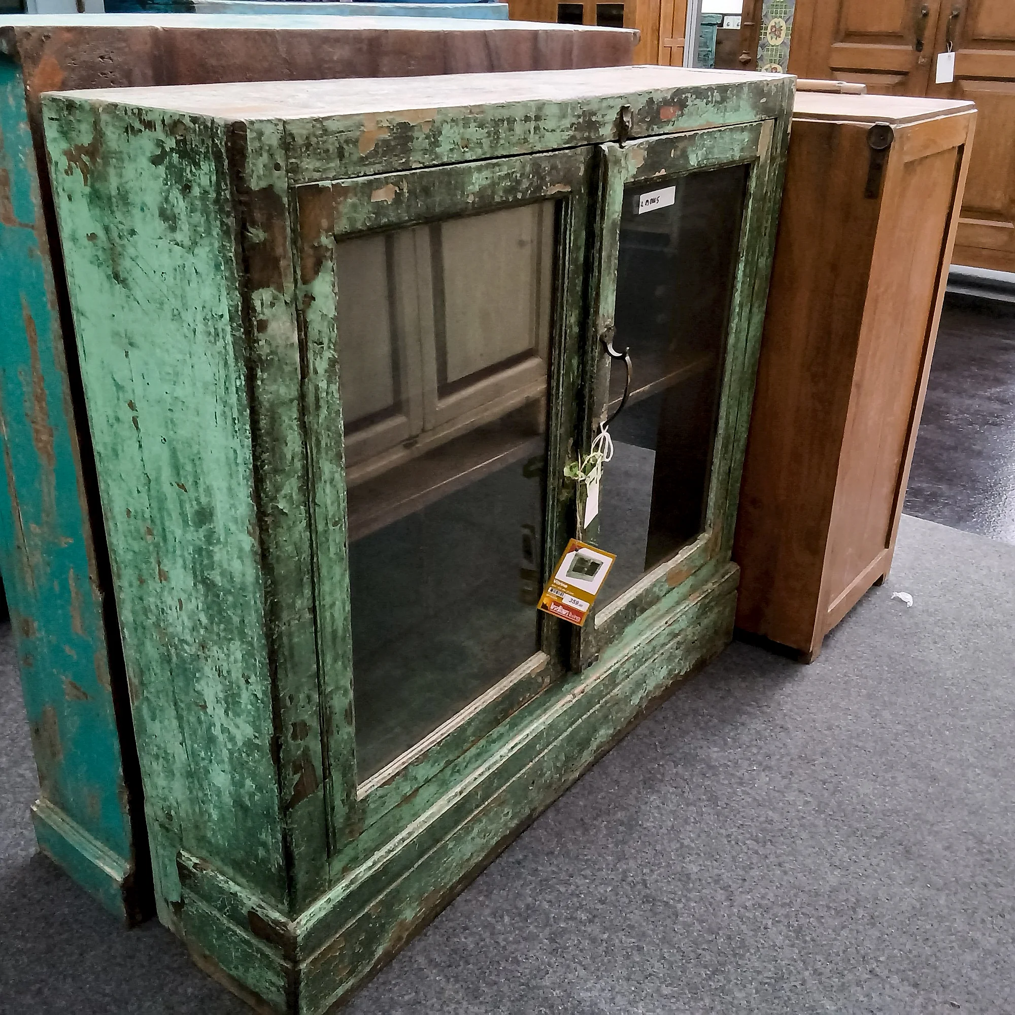 Vitrine Holz