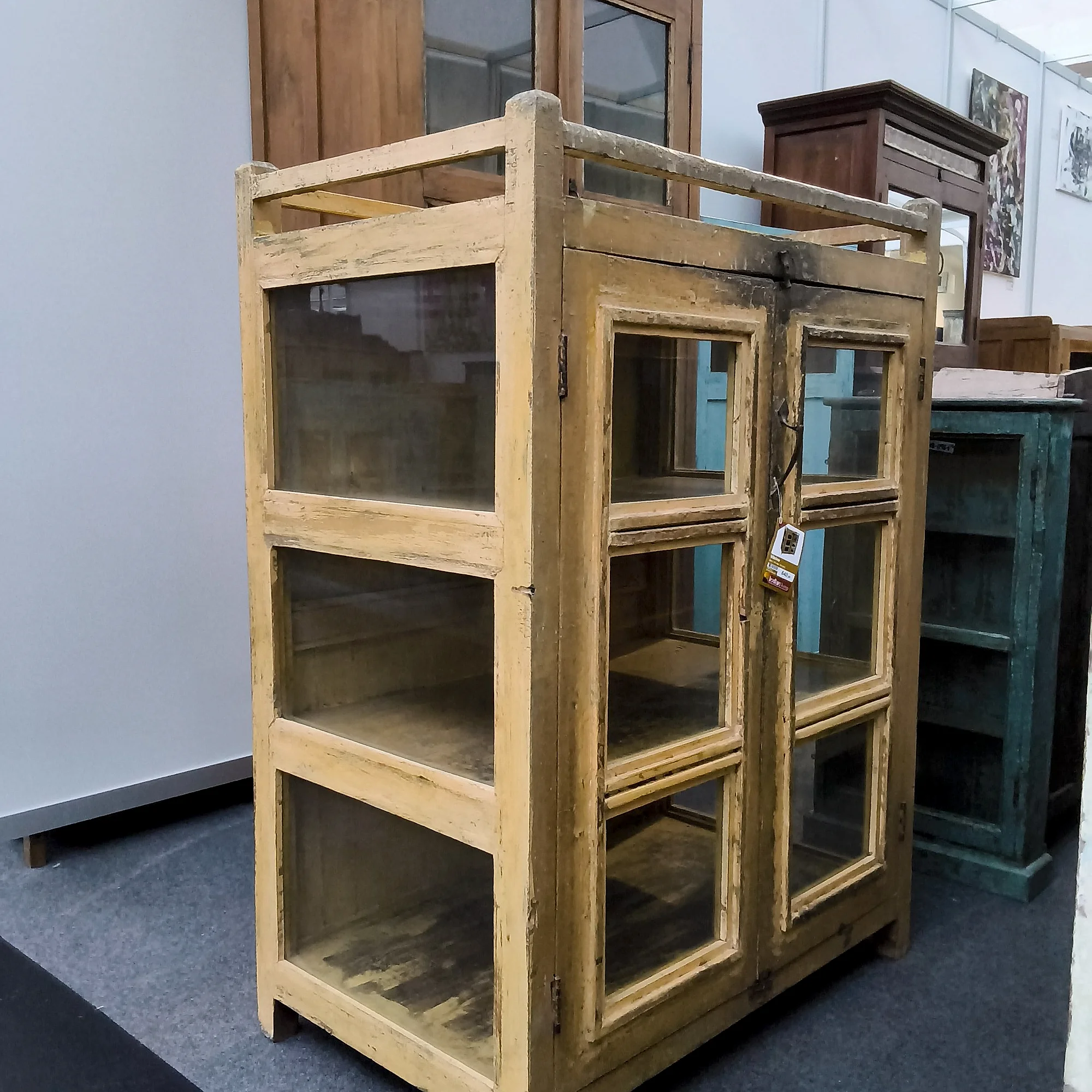 Vitrine Holz