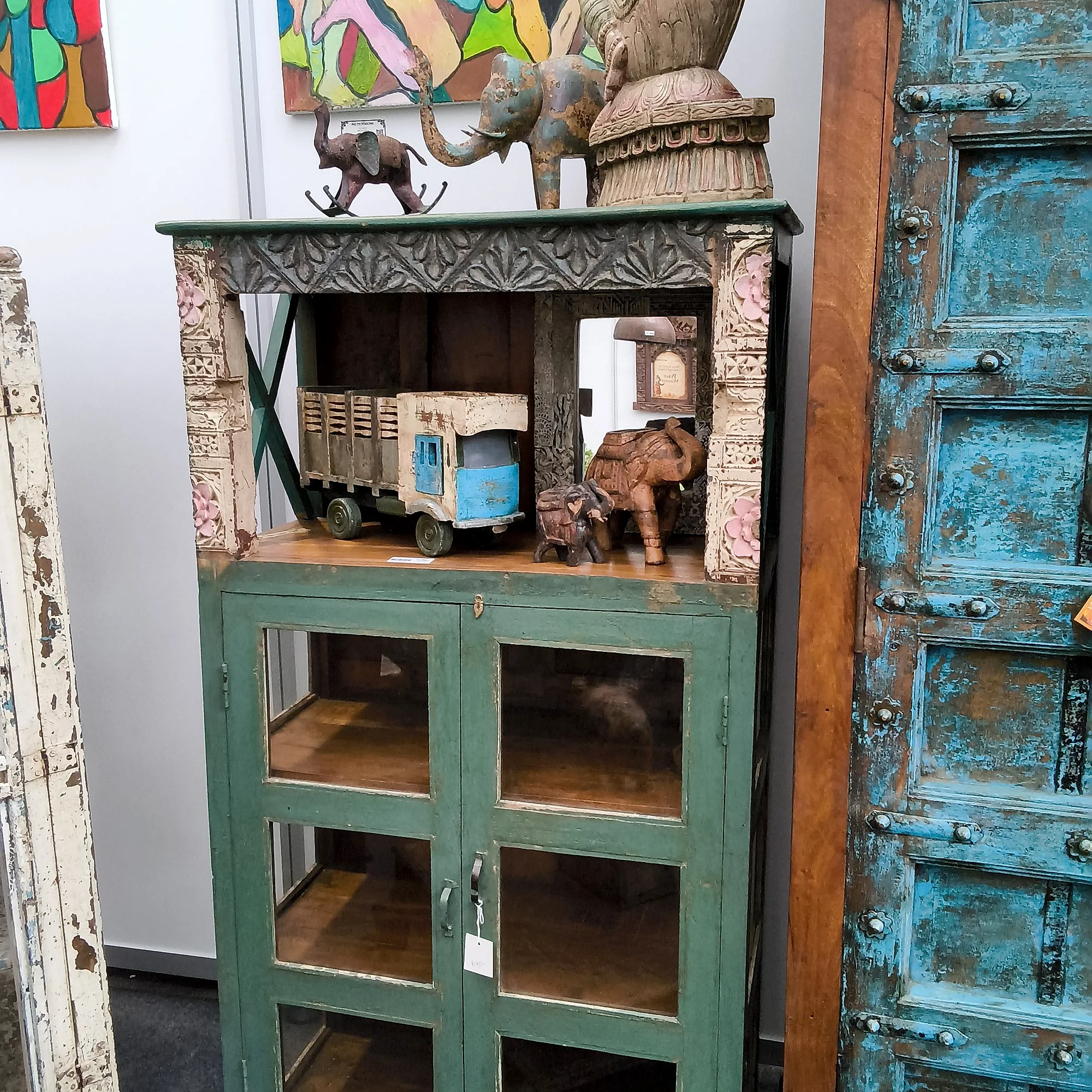 Wohnzimmer Vitrine