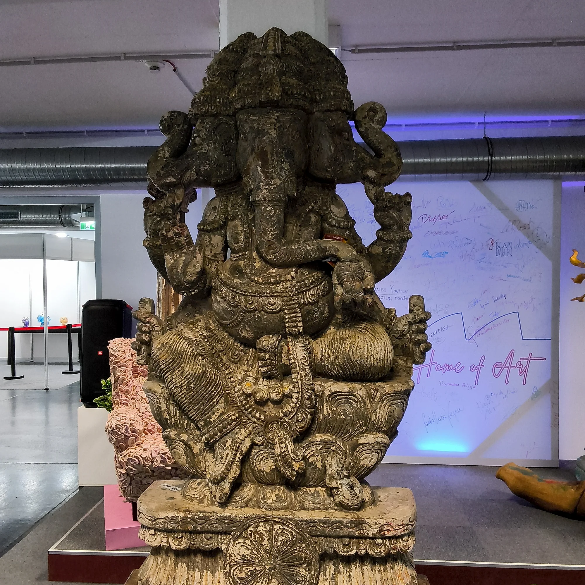 Ganesha Statue Holz