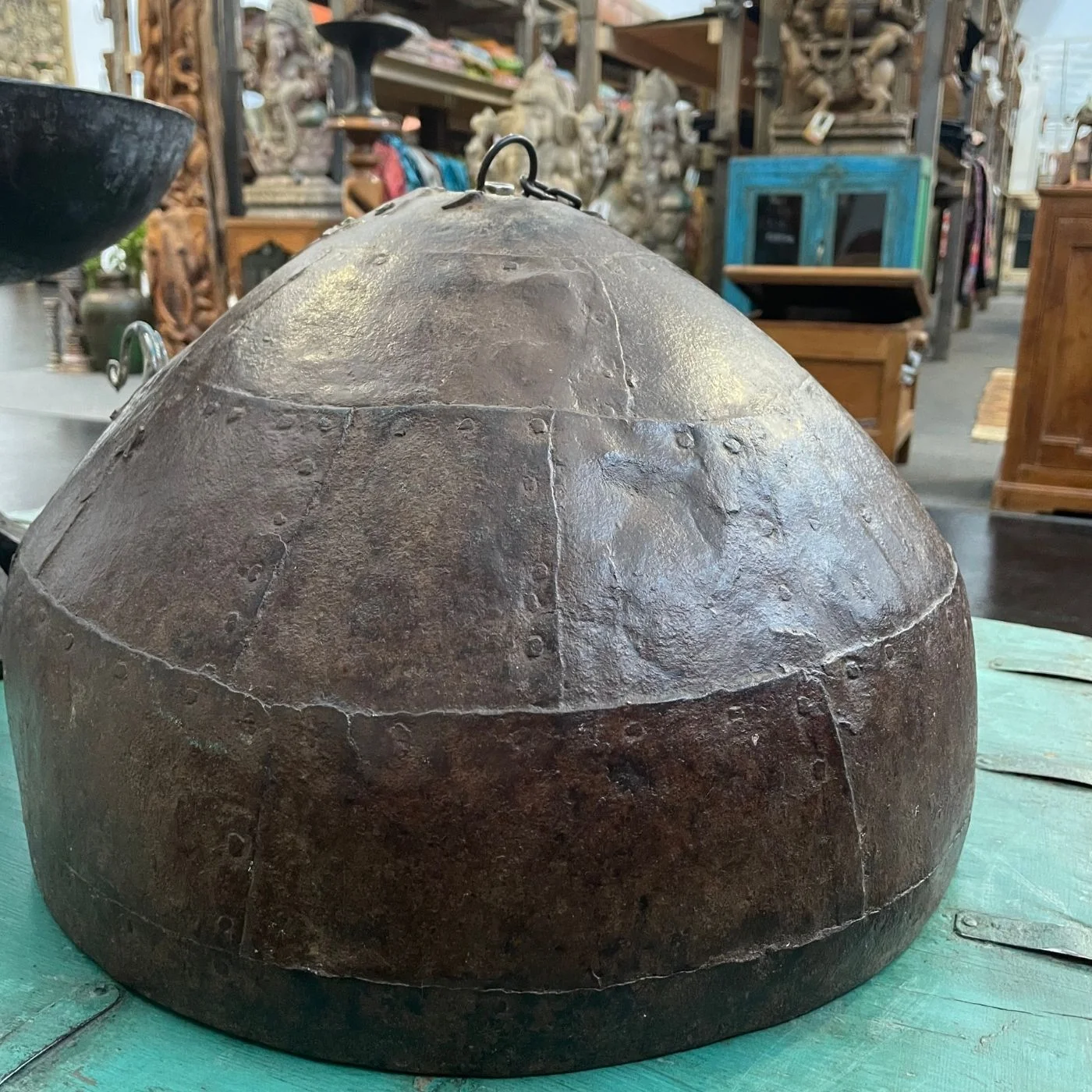 Metall-Lampenschirm im Industrial-Stil