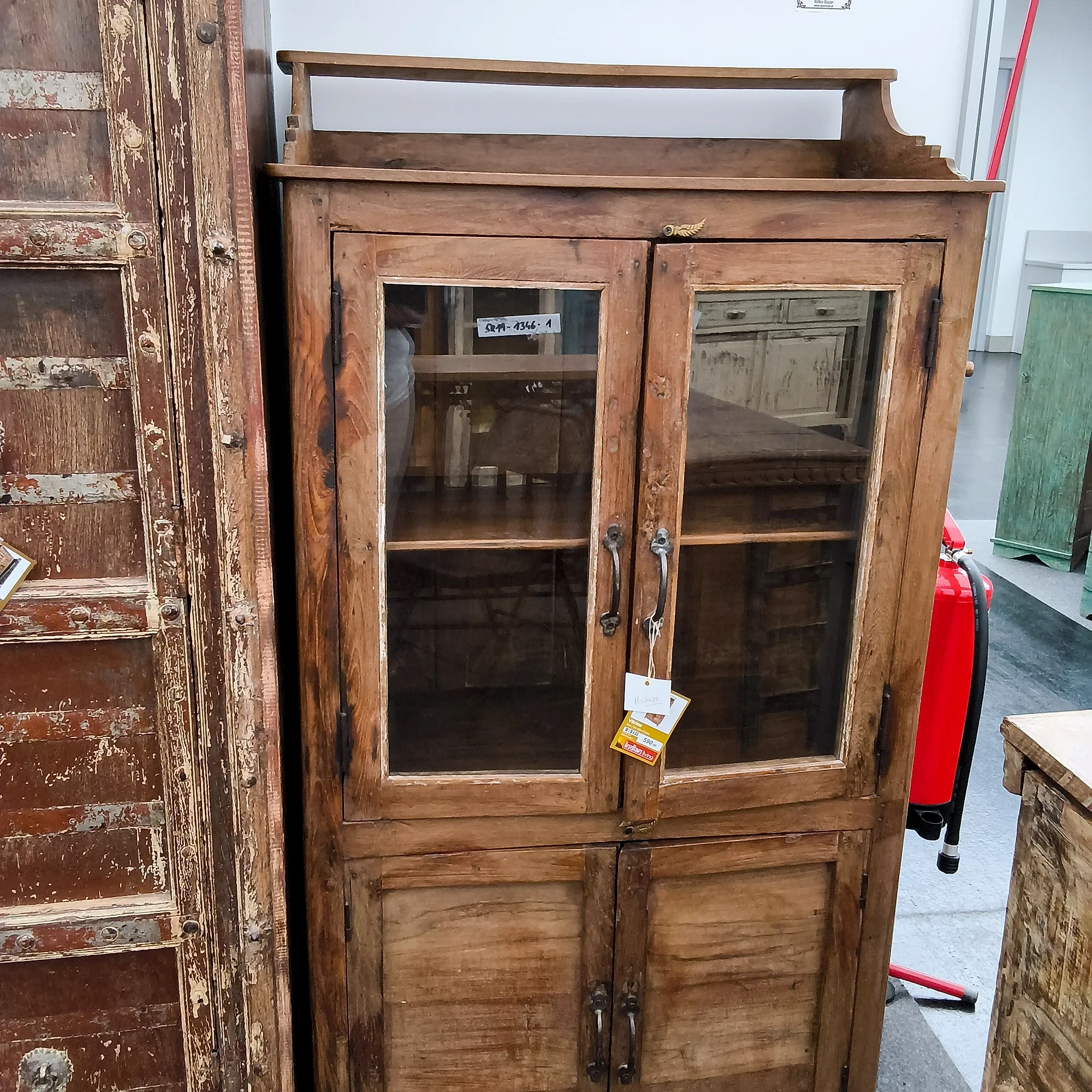 Vitrine Holz