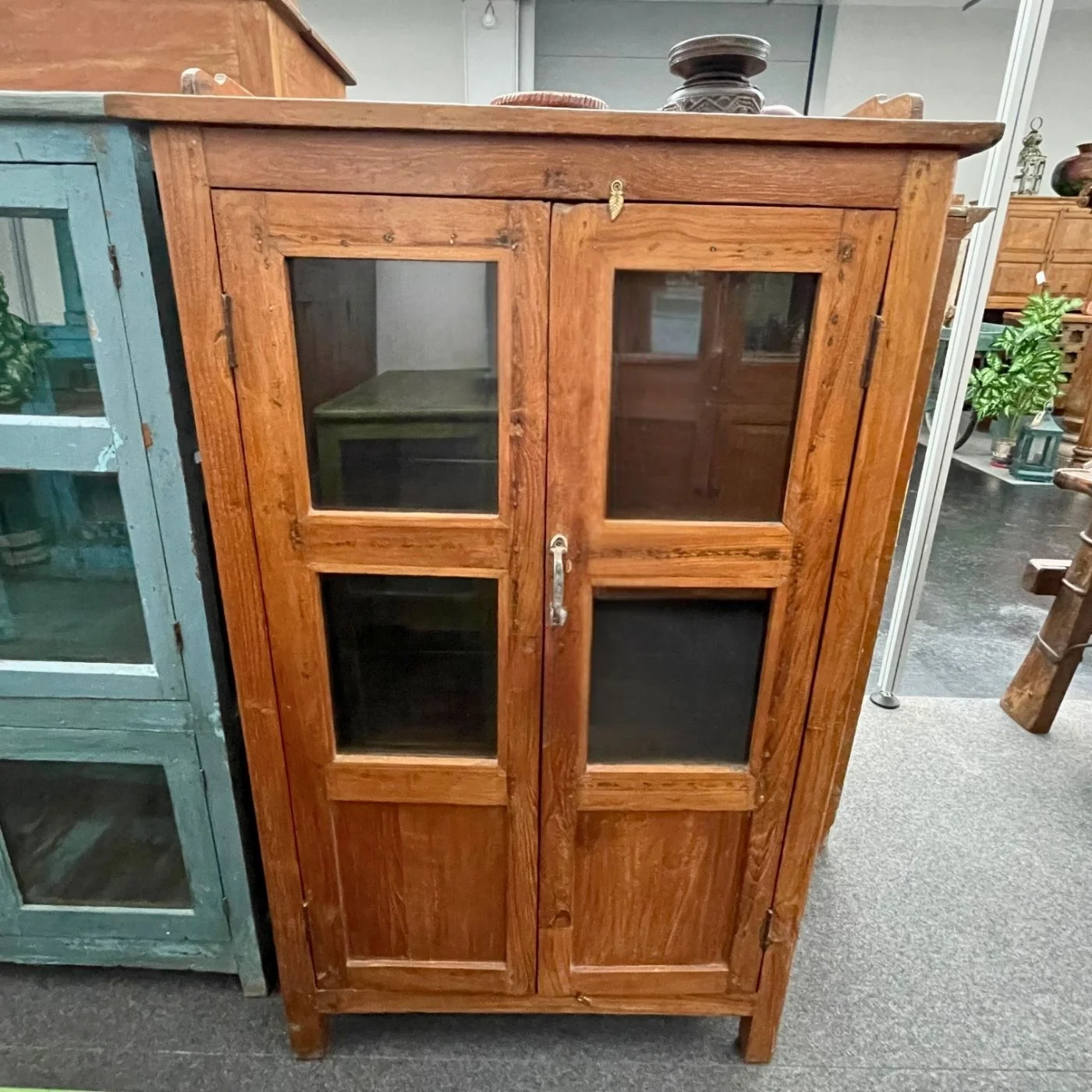 Vitrinenkästchen mit Glastüren