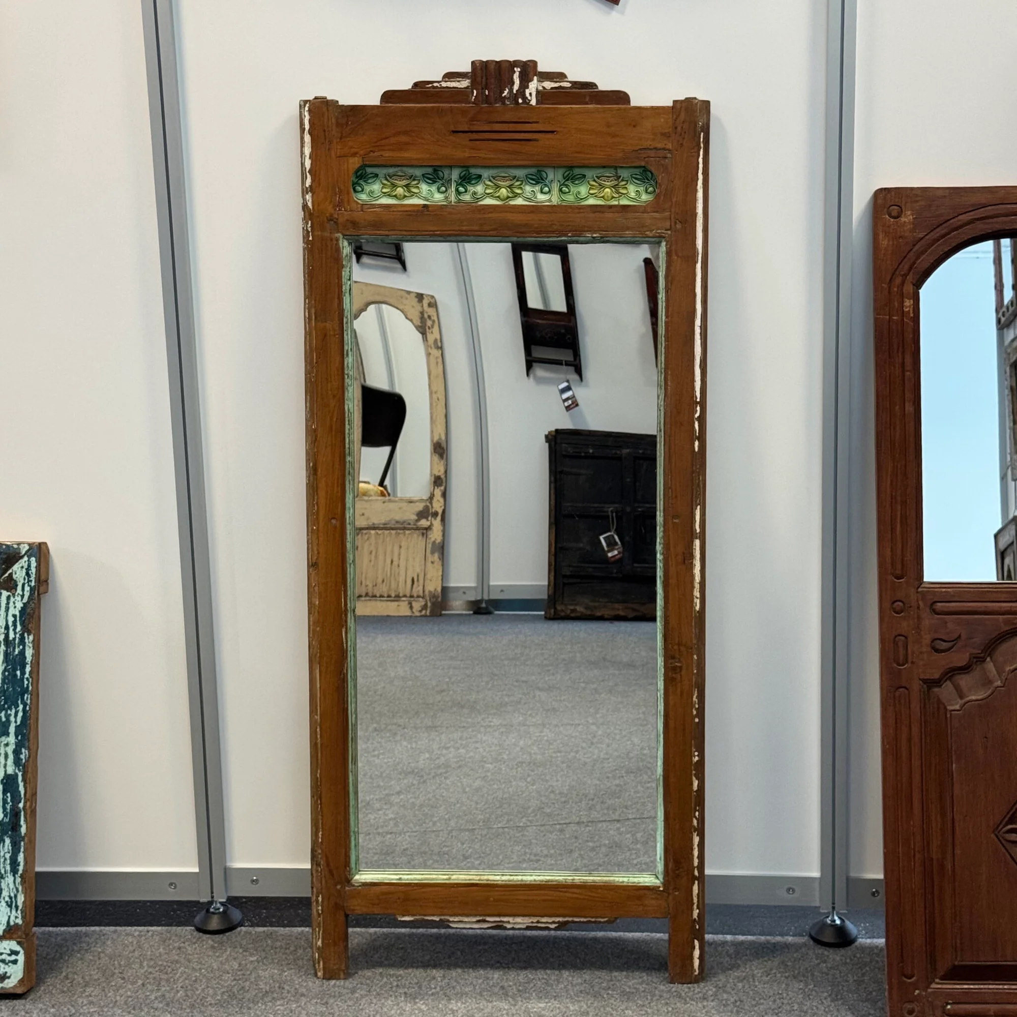 Altholz Spiegel mit Keramikfliesen