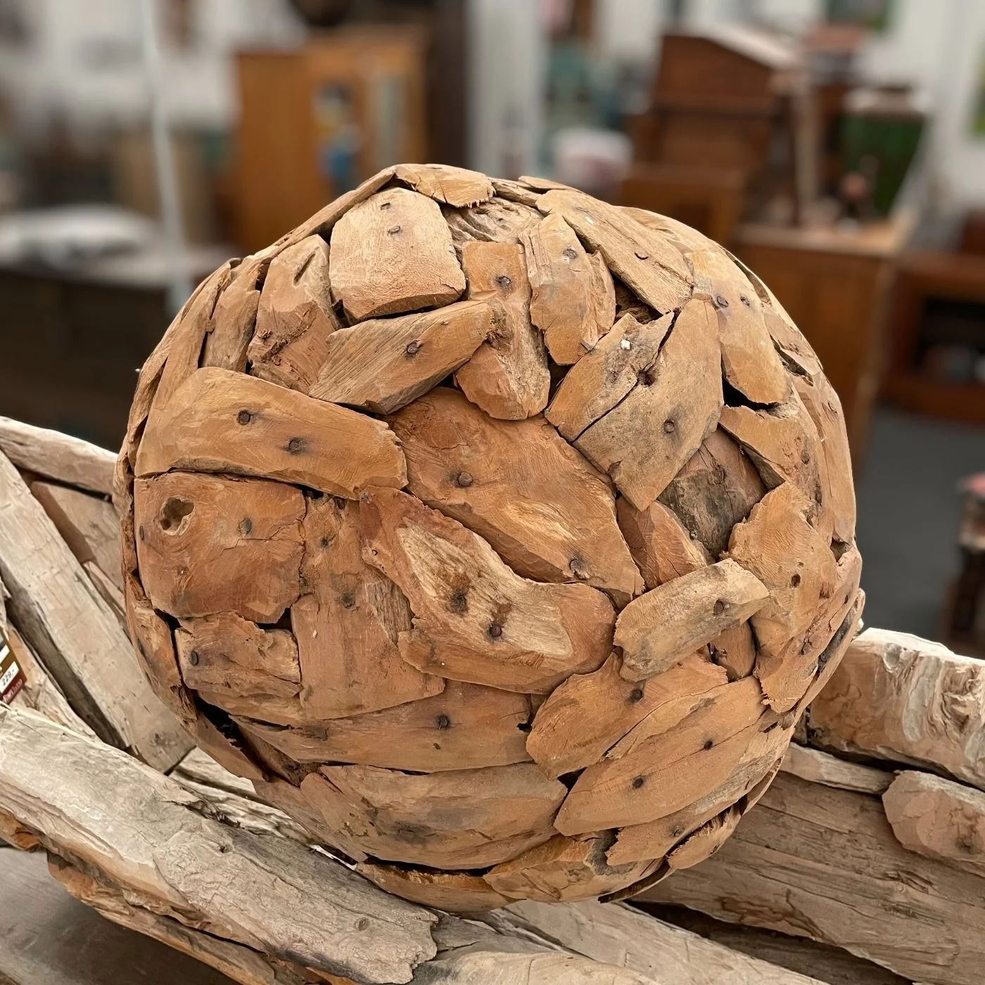 Dekokugel aus Schwemmholz